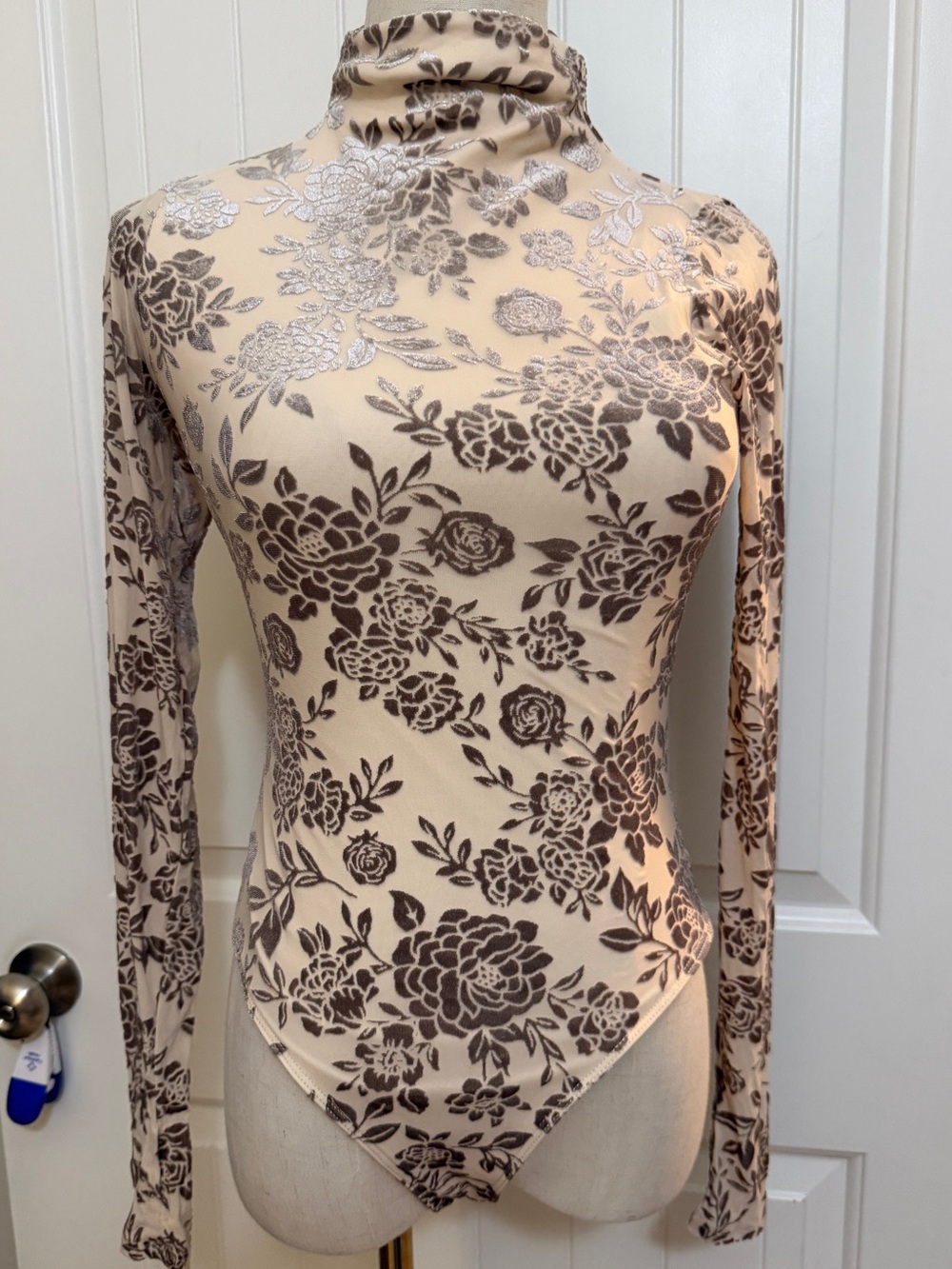Francesca's Collections Burnout Velvet Turtleneck Long-Sleeve Bodysuit small